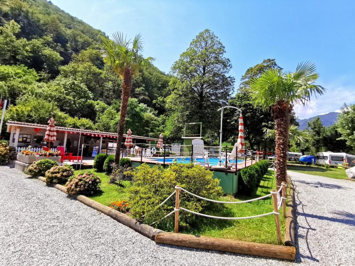 Camping Melezza 로손 외부 사진